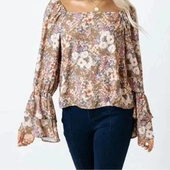 Peach Love Floral Boho Long Bell Sleeve Flowy Blouse Top - Picture 3 of 11